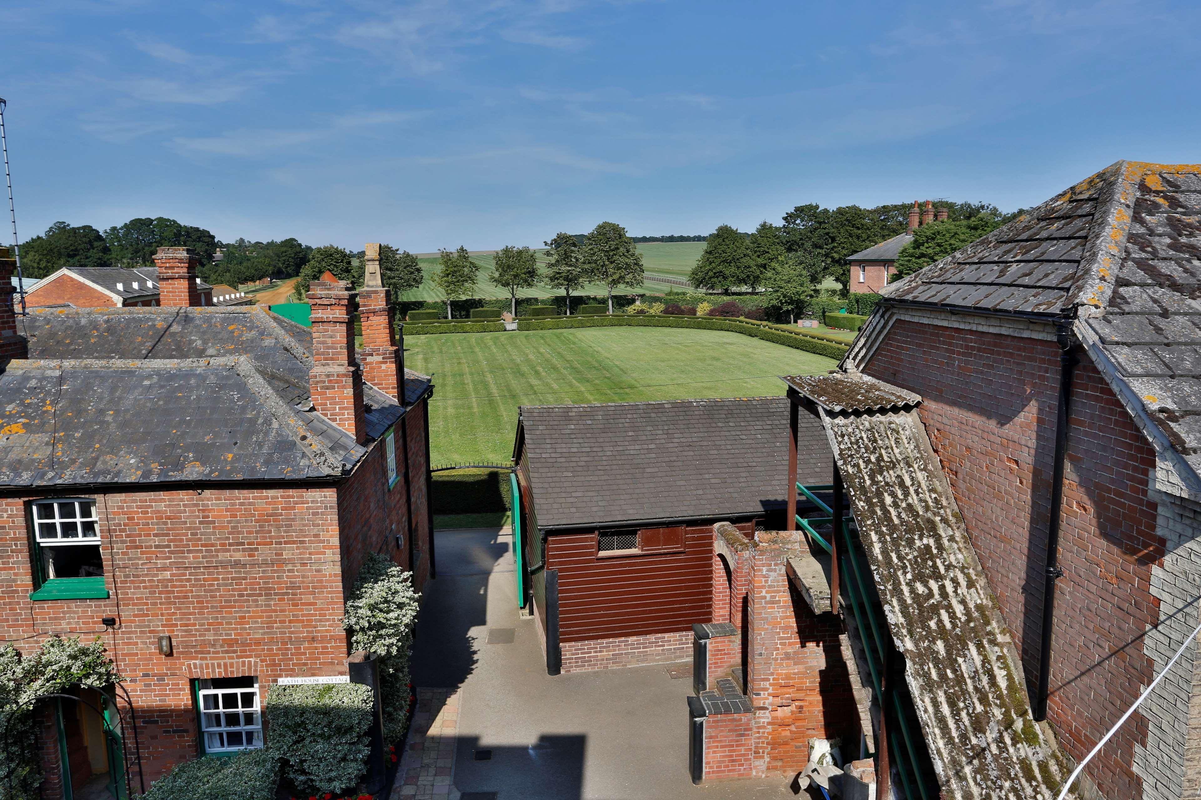 Best Western Heath Court Hotel Newmarket  Exteriér fotografie